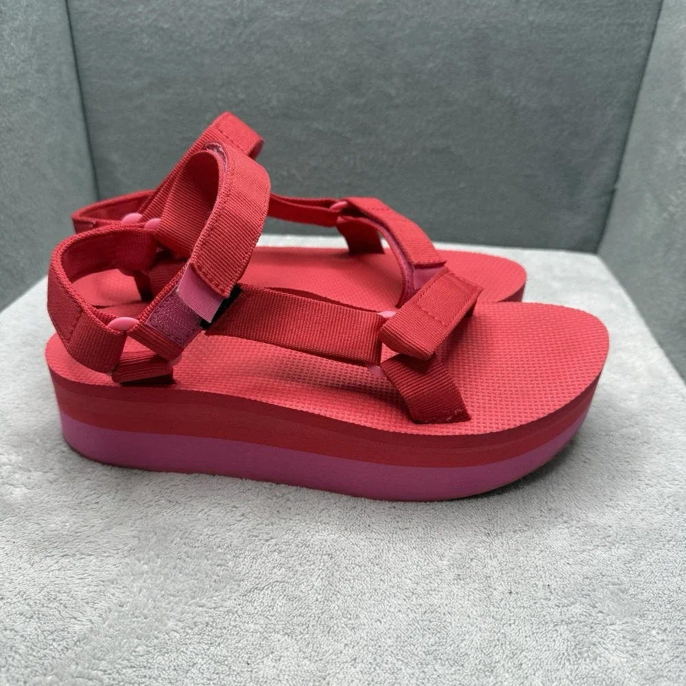 Teva Flatform Universal Women's 8 Red Pink Platform Sandals 1008844